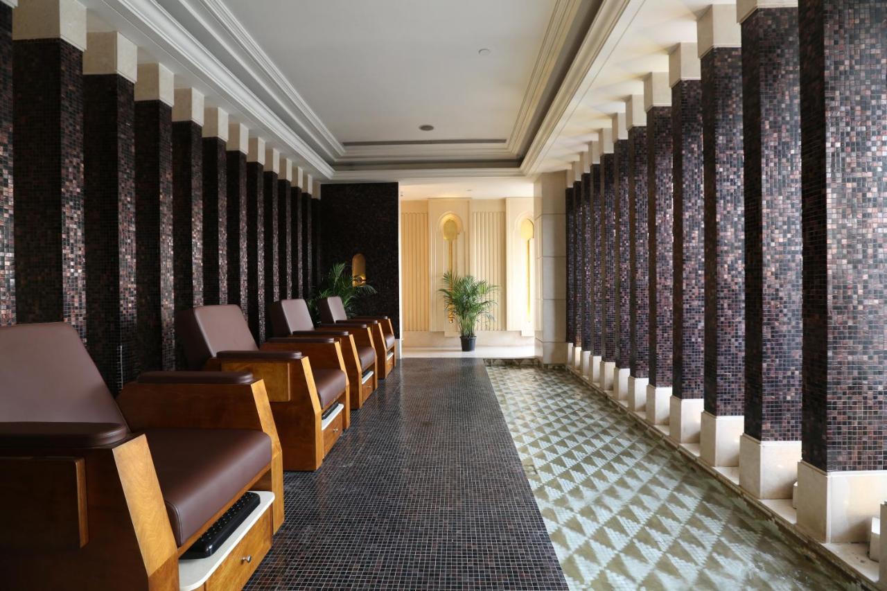 Crowne Plaza Mayur Vihar Noida By Ihg Hotel 5*