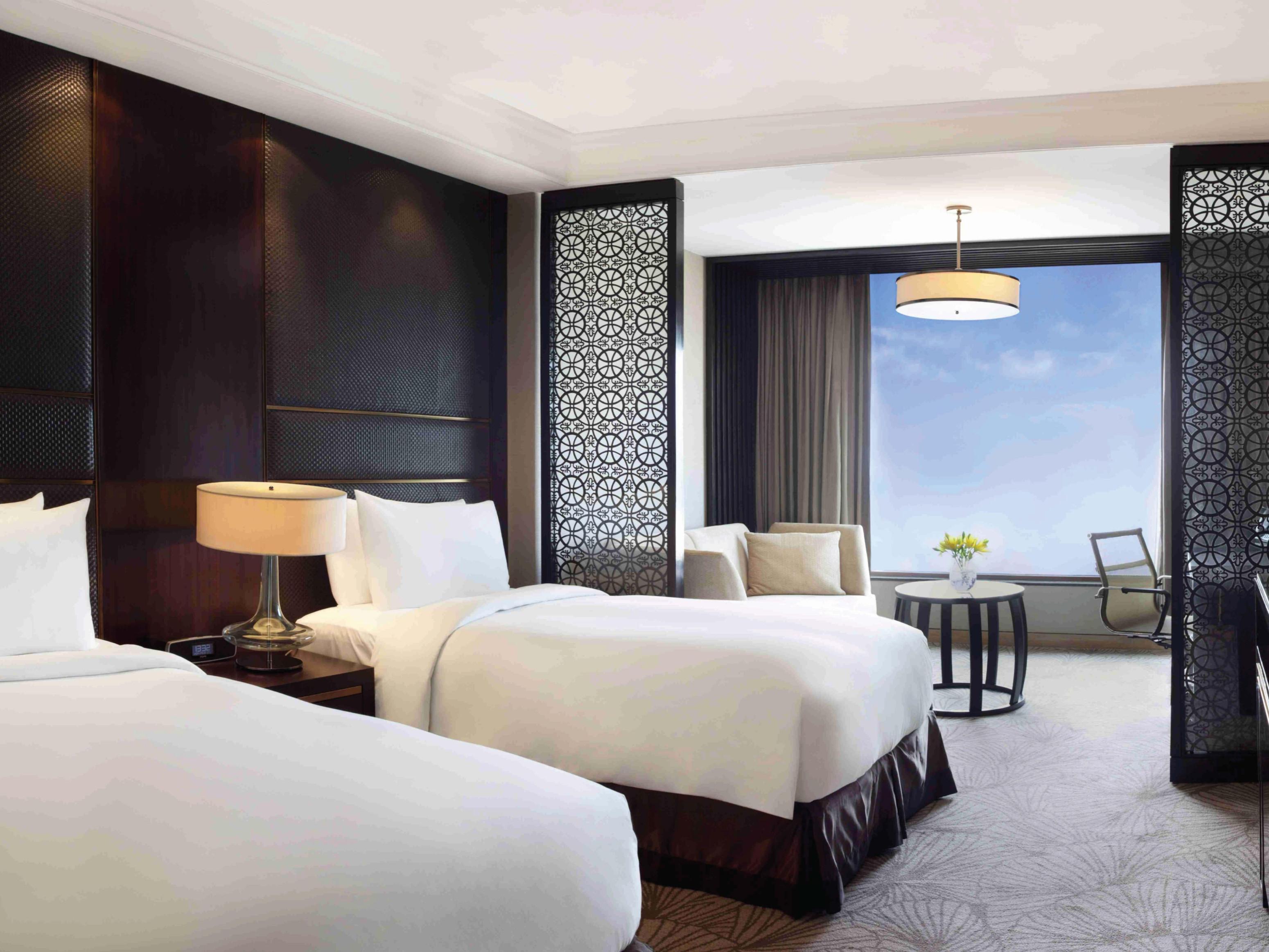 Crowne Plaza Mayur Vihar Noida By Ihg Hotel New Delhi