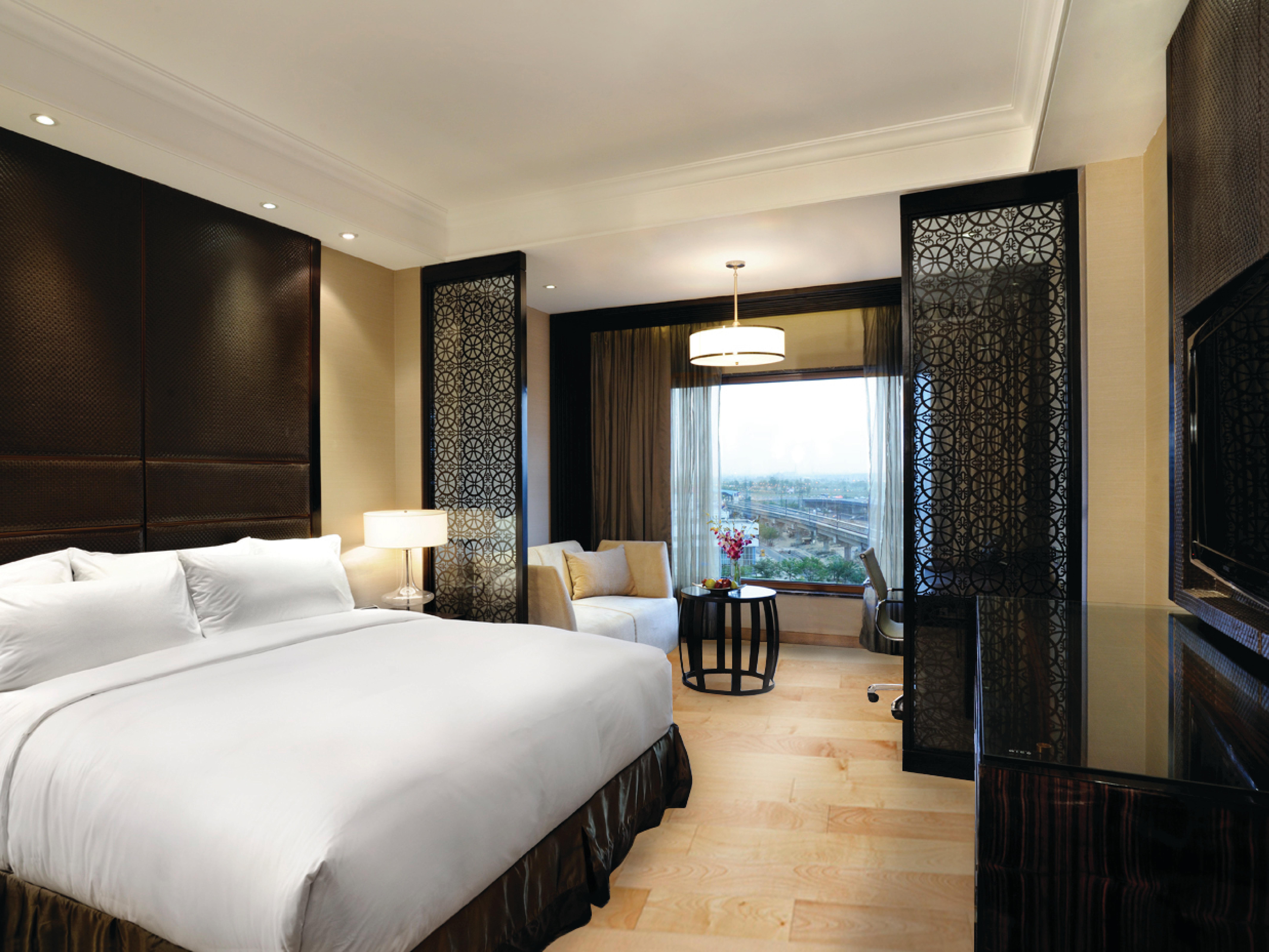Crowne Plaza Mayur Vihar Noida By Ihg 5*