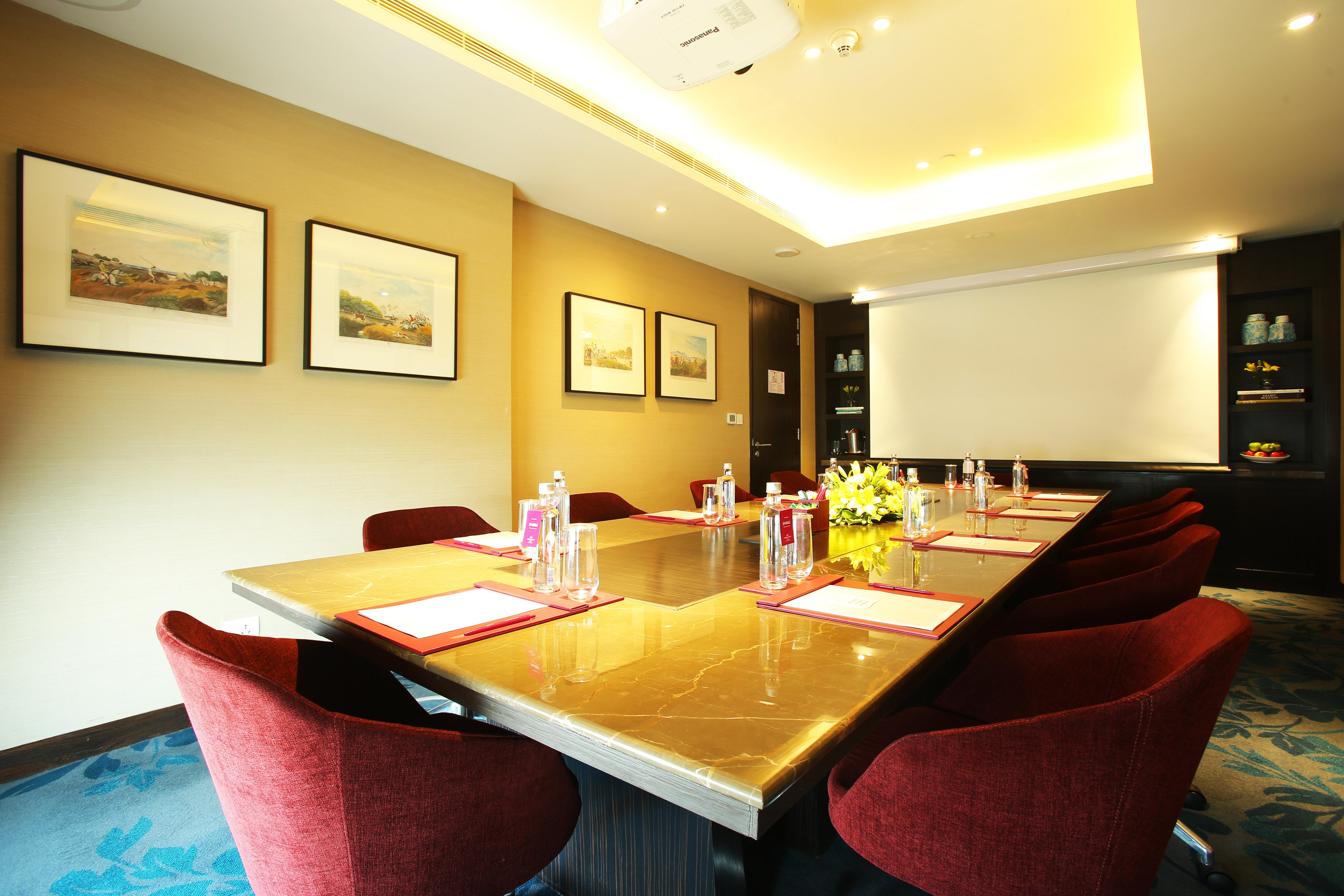 Crowne Plaza Mayur Vihar Noida By Ihg Hotel New Delhi