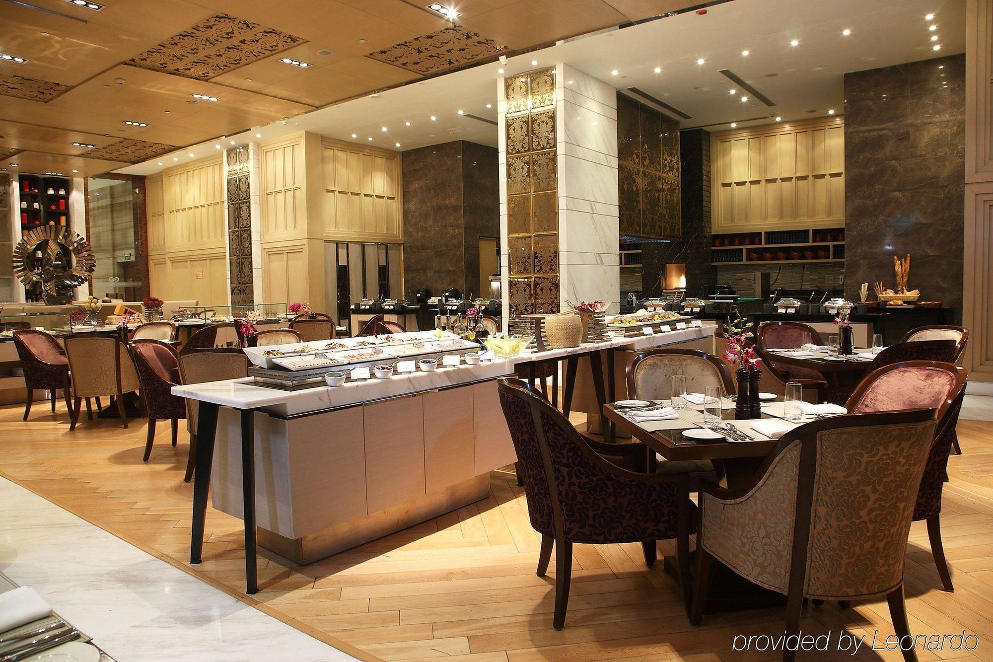 Hotel Crowne Plaza Mayur Vihar Noida By Ihg 5*